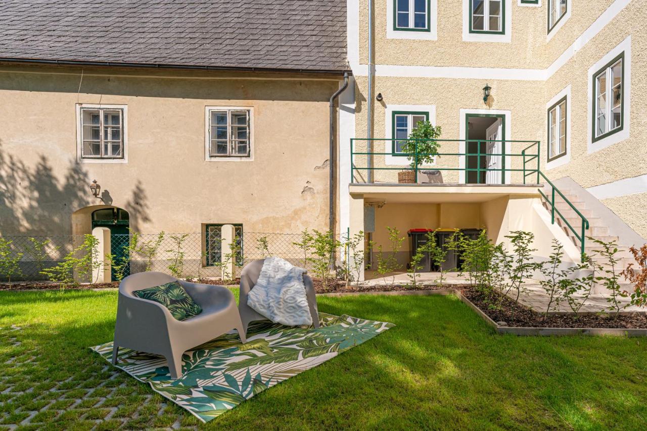 Kaiserliches Wohnen Im Alten K&K Postamt Eg Apartment Persenbeug Bagian luar foto
