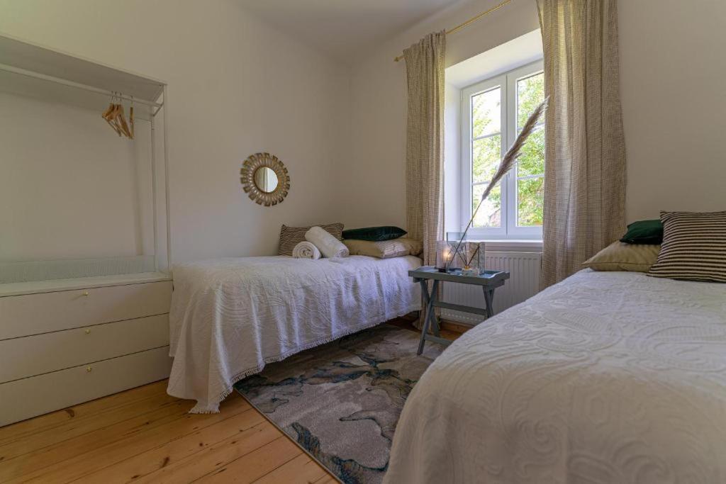 Kaiserliches Wohnen Im Alten K&K Postamt Eg Apartment Persenbeug Bagian luar foto